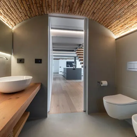 Casa Giorgio Luxury With Stunning View דירה מנאג'יו