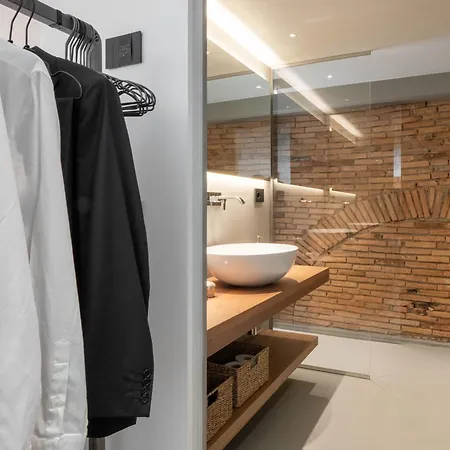 Casa Giorgio Luxury With Stunning View דירה מנאג'יו