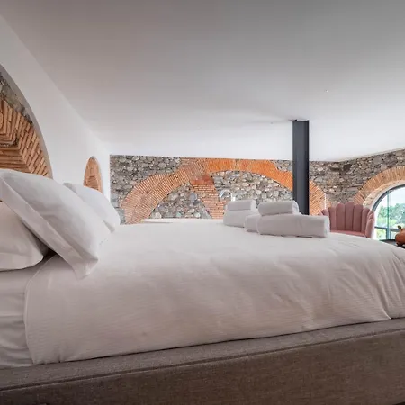 Casa Giorgio Luxury With Stunning View Apartment