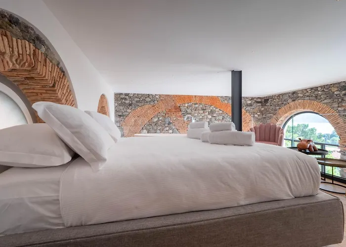 Casa Giorgio Luxury With Stunning View Apartment