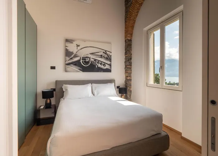 Casa Giorgio Luxury With Stunning View * 메나지오