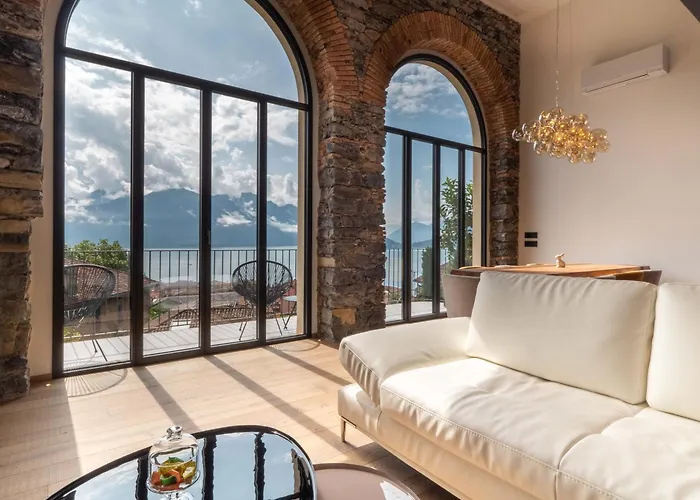Casa Giorgio Luxury With Stunning View 메나지오