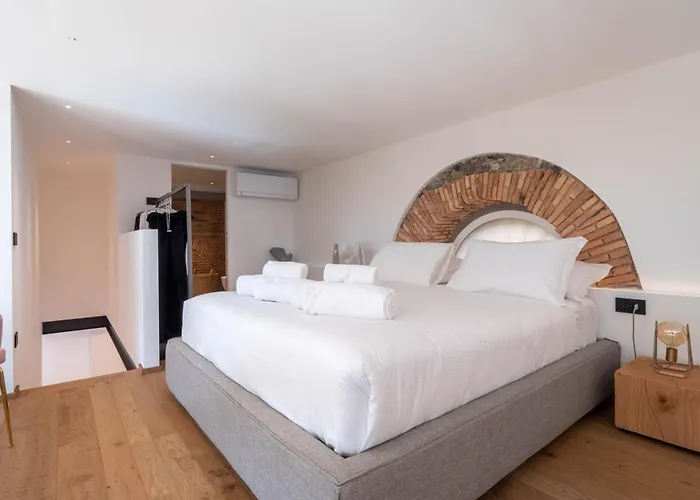 Casa Giorgio Luxury With Stunning View * 메나지오