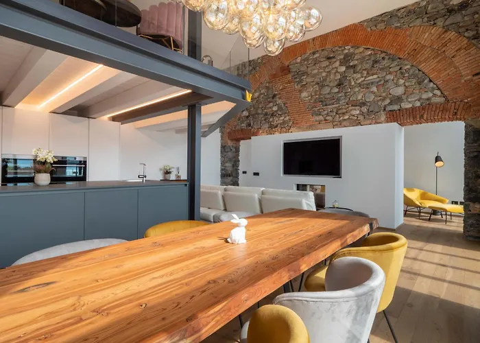 Casa Giorgio Luxury With Stunning View 아파트 *